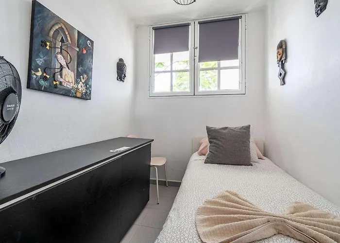 Auralis * Puerto del Carmen (Lanzarote)